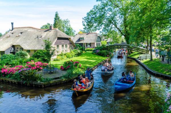 دهکده گیتورن هلند ، تجربه زندگی در بهشت Giethoorn